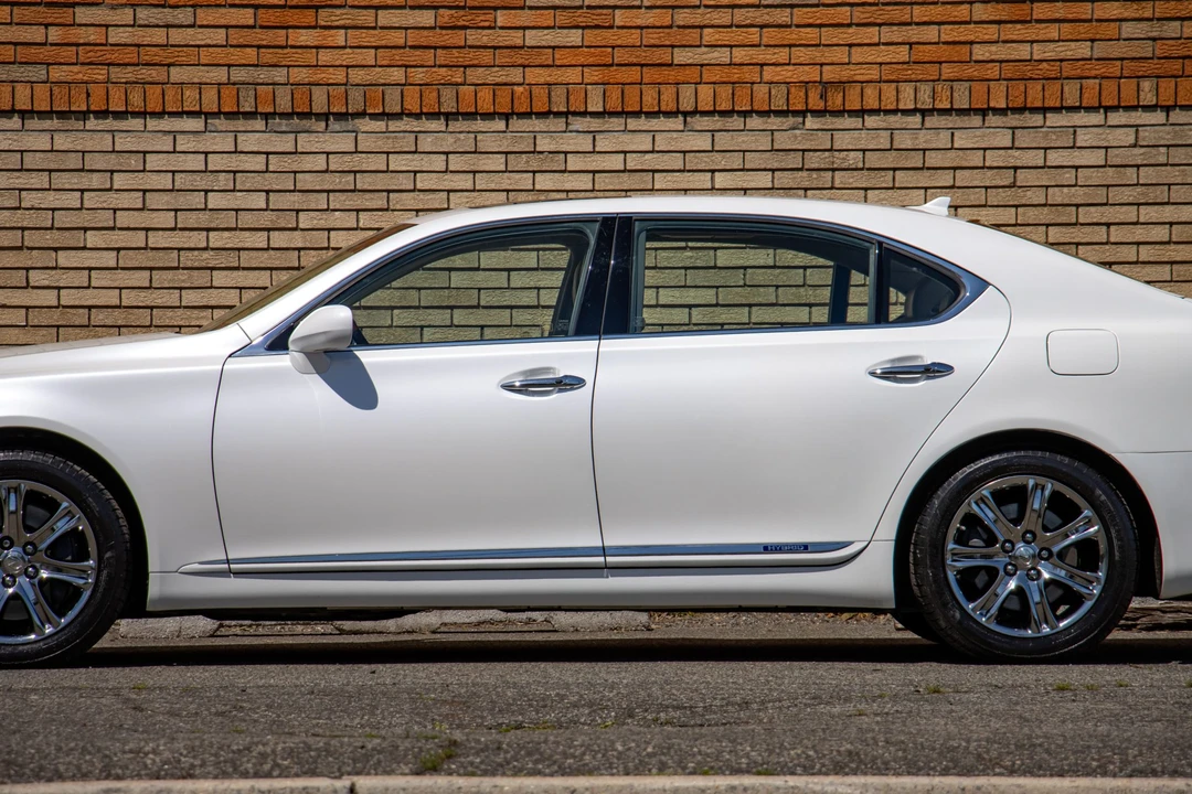 2008 Lexus LS 4th Gen - Image 29 of 31
