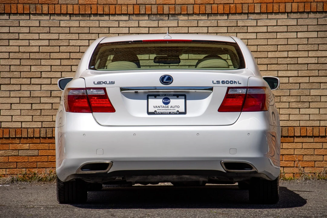 2008 Lexus LS 4th Gen - Image 10 of 31