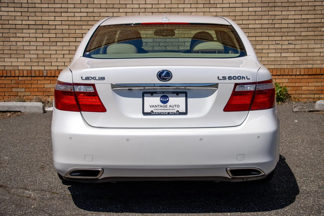 2008 Lexus LS 4th Gen - Image 11 of 31