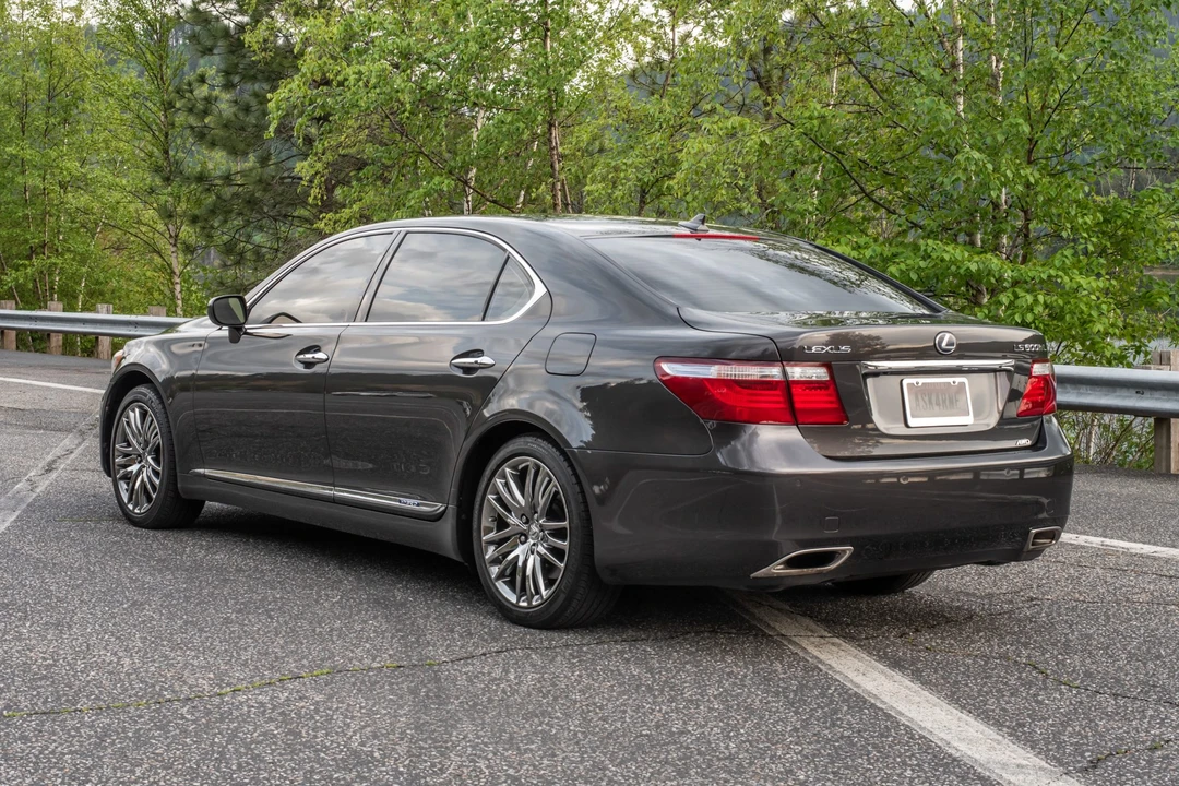 2008 Lexus LS 4th Gen - Image 7 of 31