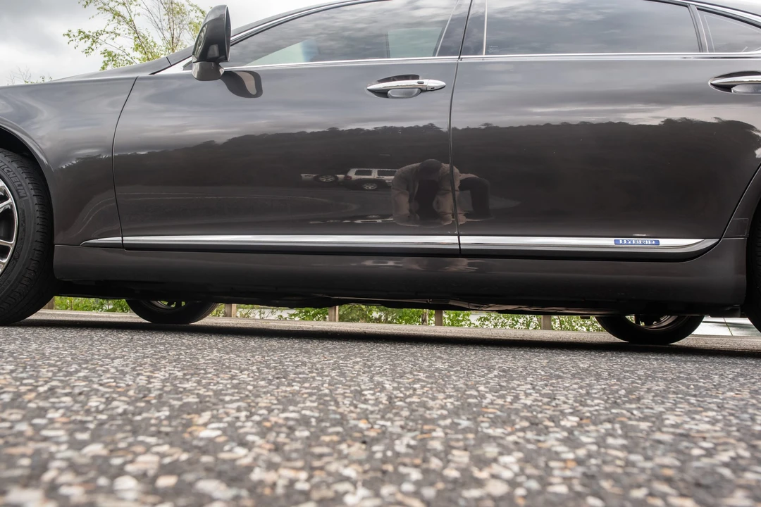2008 Lexus LS 4th Gen - Image 18 of 31
