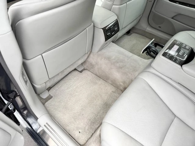 2008 Lexus LS 4th Gen - Image 22 of 31