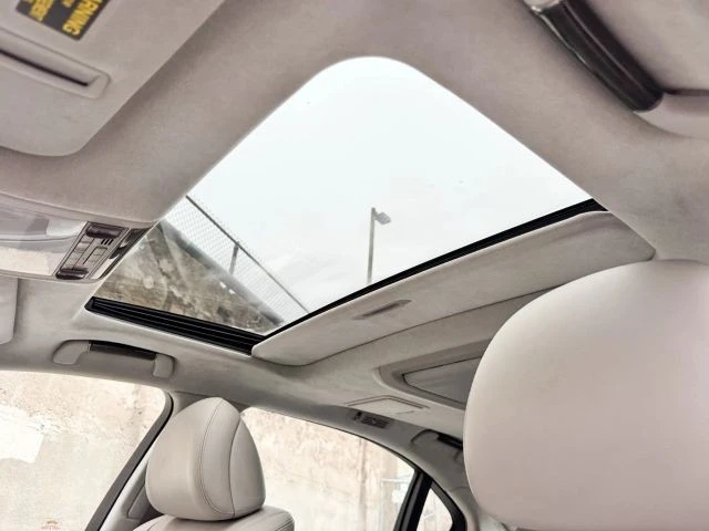2008 Lexus LS 4th Gen - Image 14 of 21