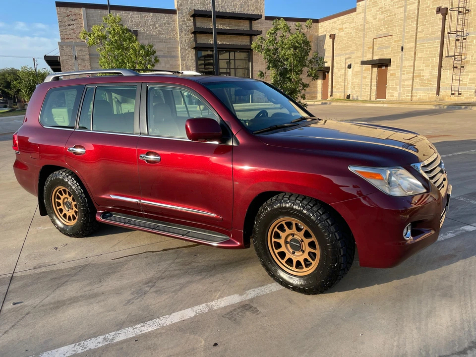 2008 Lexus LX 2nd Gen - Image 28 of 31