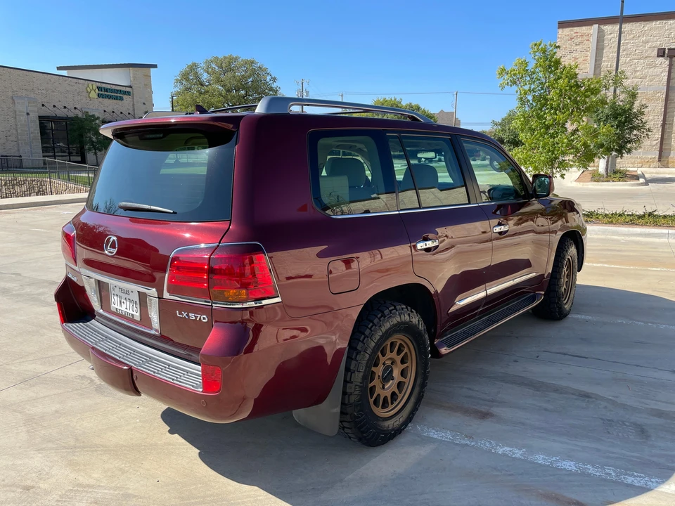 2008 Lexus LX 2nd Gen - Image 23 of 31
