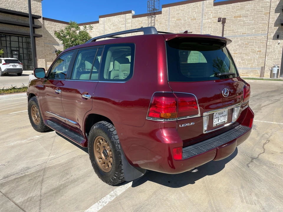 2008 Lexus LX 2nd Gen - Image 15 of 31