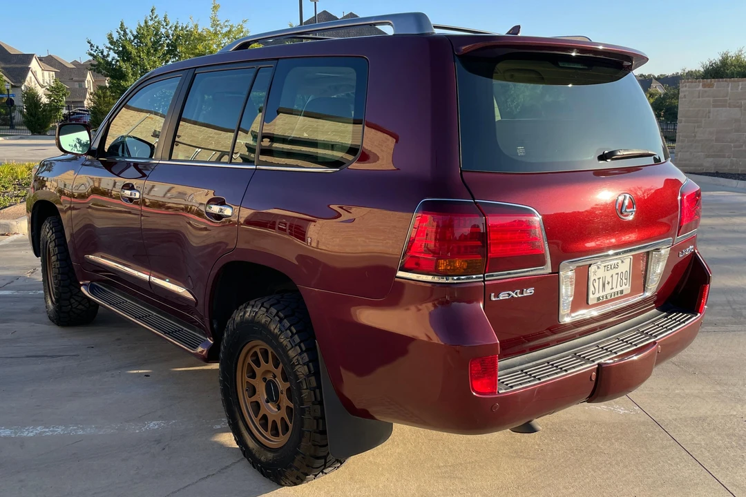 2008 Lexus LX 2nd Gen - Image 4 of 31
