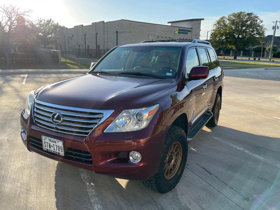 2008 Lexus LX 2nd Gen - Image 6 of 31