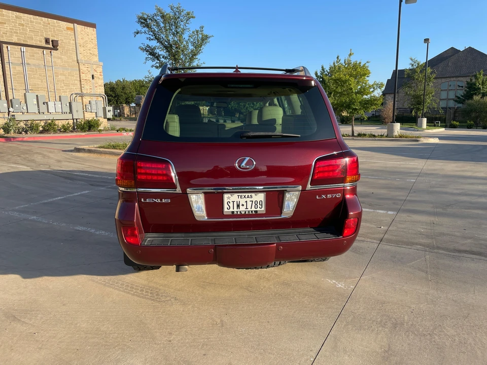 2008 Lexus LX 2nd Gen - Image 17 of 31