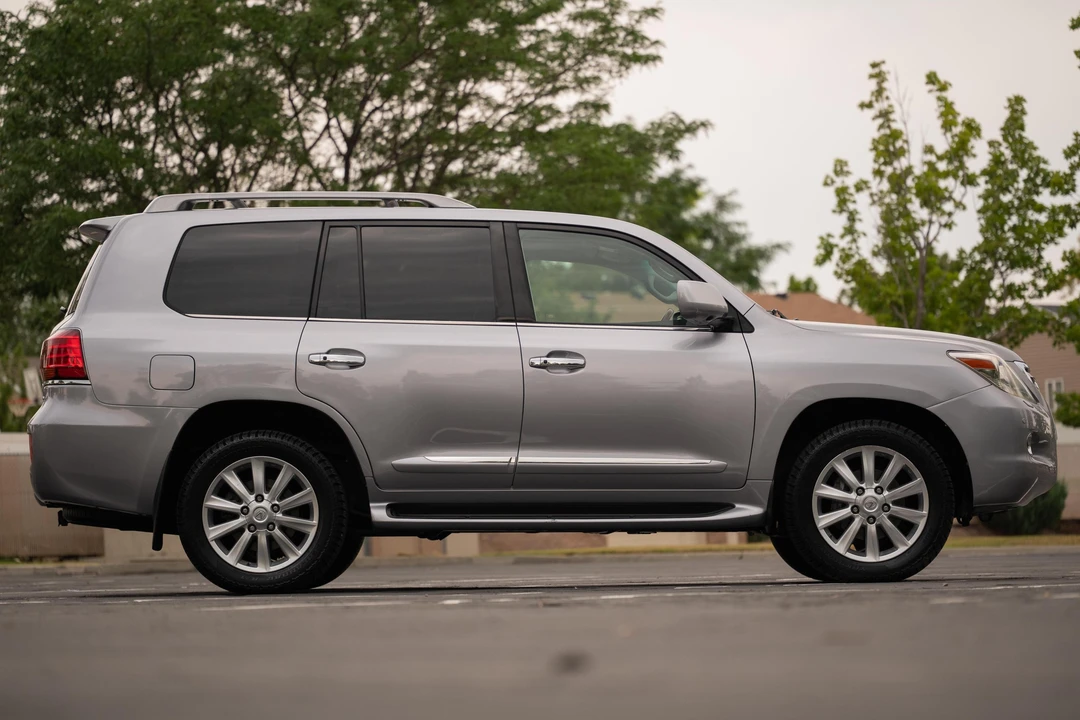 2008 Lexus LX 2nd Gen - Image 7 of 31