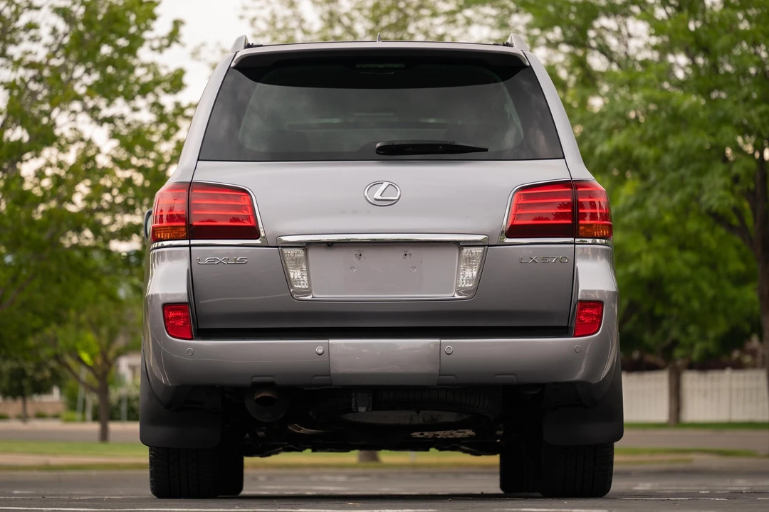 2008 Lexus LX 2nd Gen - Image 5 of 31