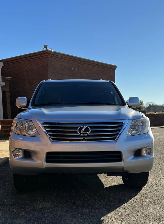 2008 Lexus LX 3rd Gen - Image 6 of 31