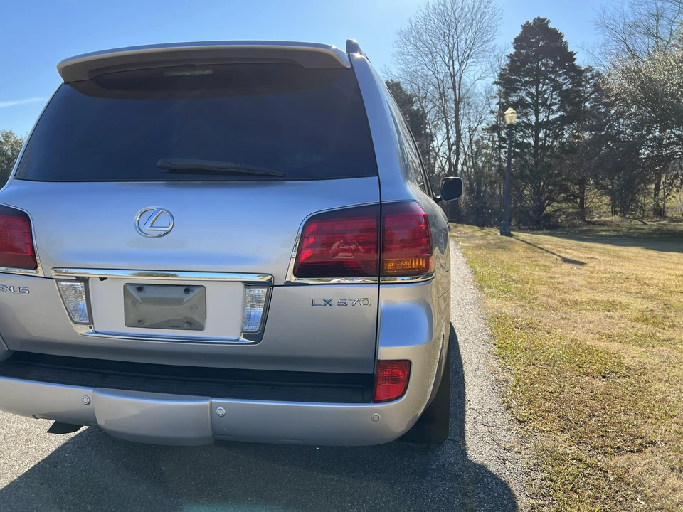 2008 Lexus LX 3rd Gen - Image 31 of 31