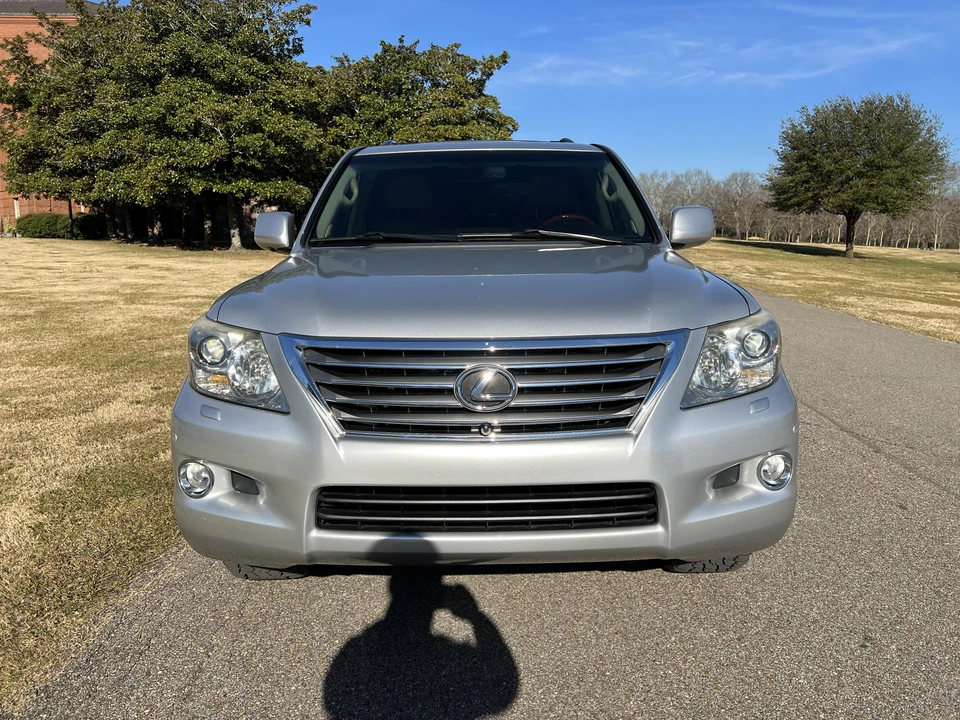 2008 Lexus LX 3rd Gen - Image 8 of 31