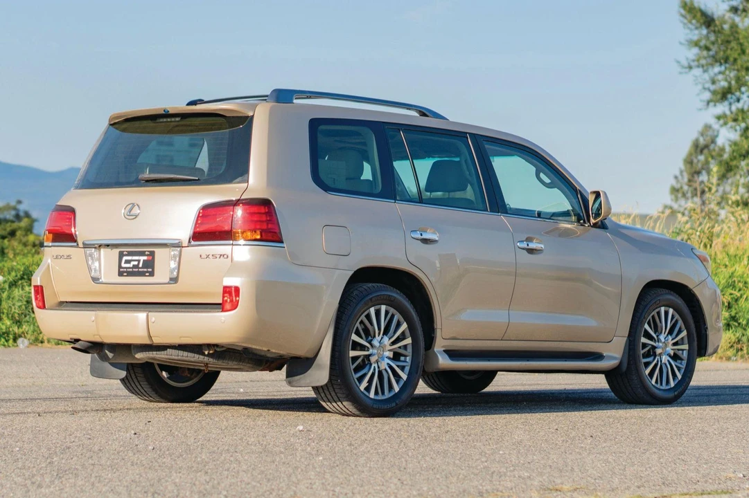 2008 Lexus LX 3rd Gen - Image 4 of 31
