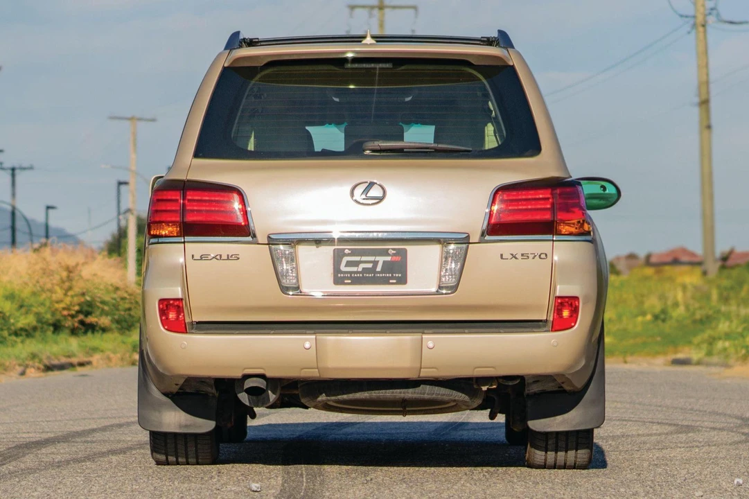 2008 Lexus LX 3rd Gen - Image 5 of 31