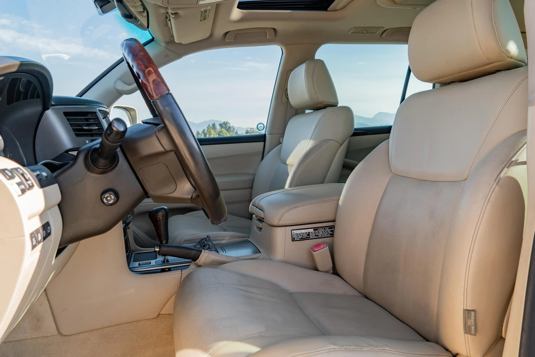 2008 Lexus LX 3rd Gen - Image 30 of 31