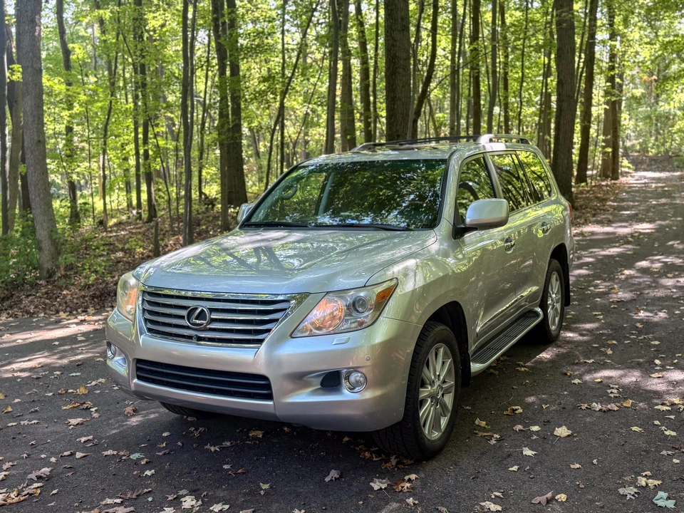 2008 Lexus LX 2nd Gen - Image 6 of 31