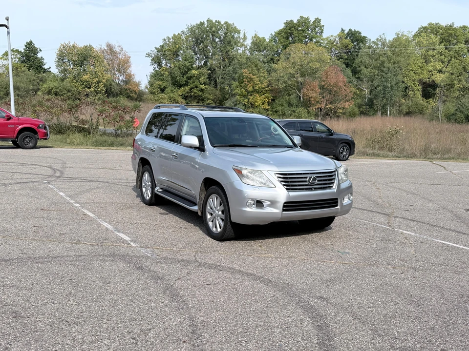 2008 Lexus LX 2nd Gen - Image 30 of 31