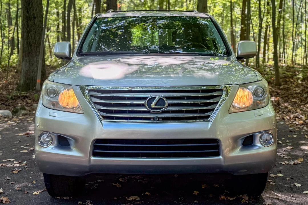 2008 Lexus LX 2nd Gen - Image 2 of 31