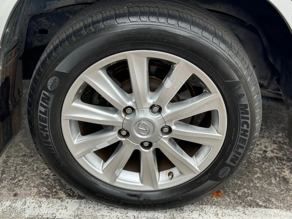 2008 Lexus LX 3rd Gen - Image 14 of 20