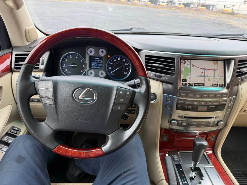 2008 Lexus LX 3rd Gen - Image 18 of 20