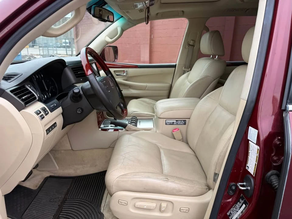 2008 Lexus LX 3rd Gen - Image 9 of 20