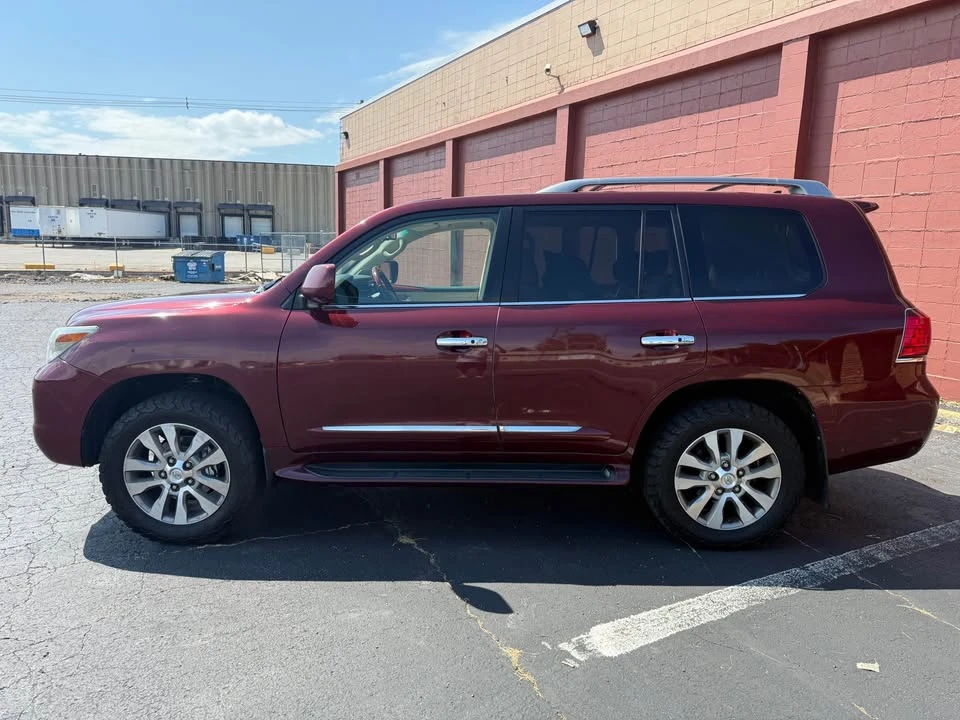 2008 Lexus LX 3rd Gen - Image 2 of 20