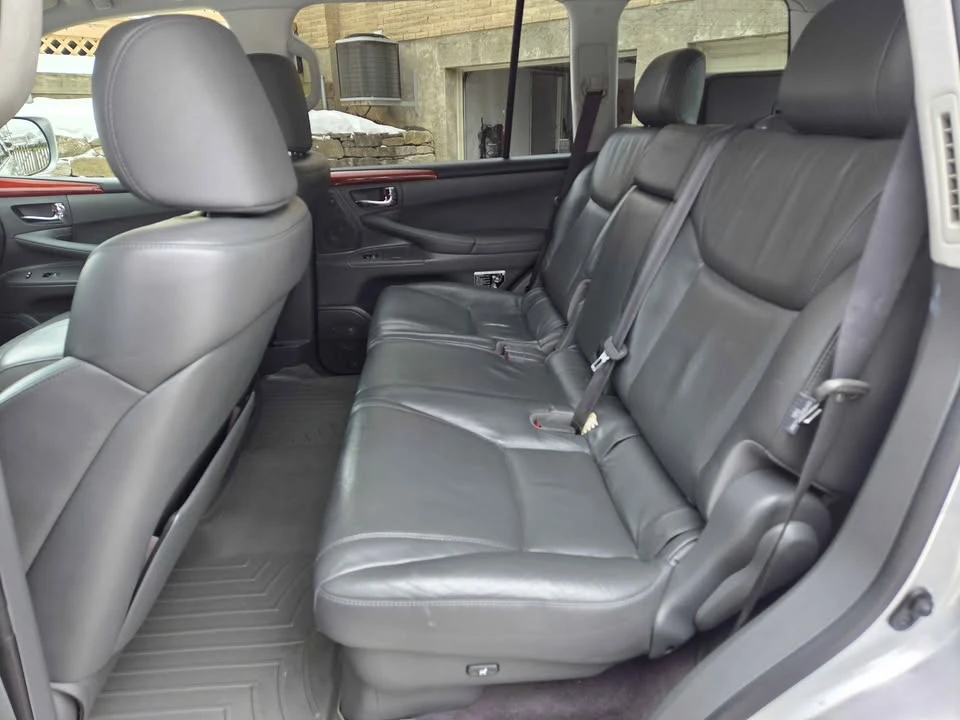 2008 Lexus LX 3rd Gen - Image 8 of 13