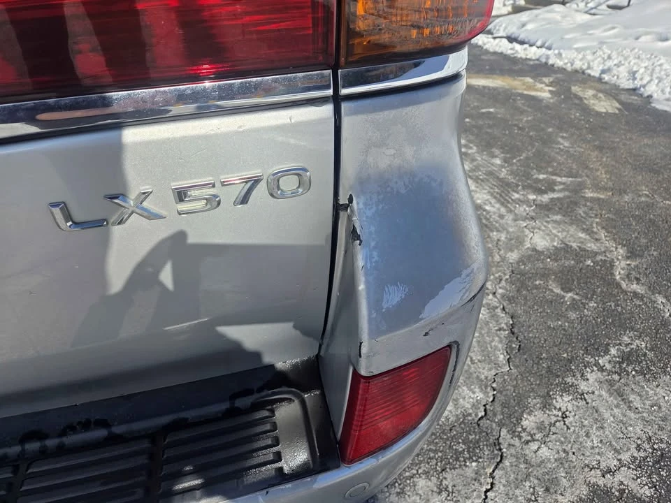 2008 Lexus LX 3rd Gen - Image 10 of 13