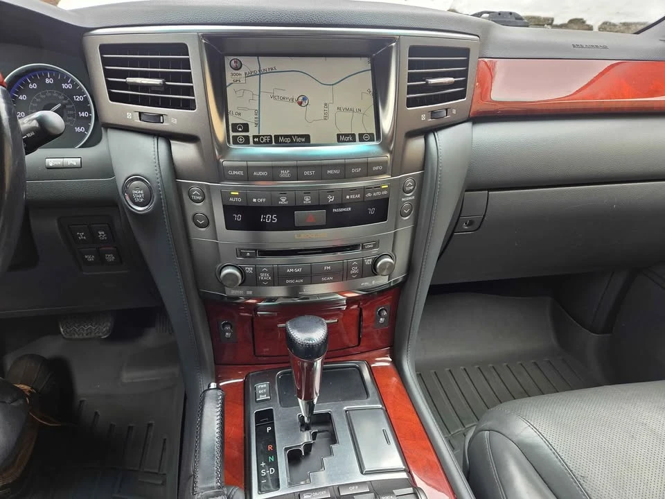 2008 Lexus LX 3rd Gen - Image 6 of 13