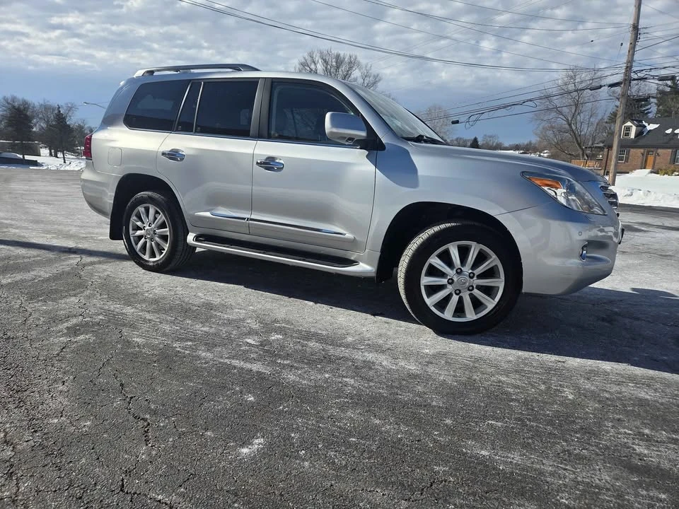 2008 Lexus LX 3rd Gen - Image 2 of 13
