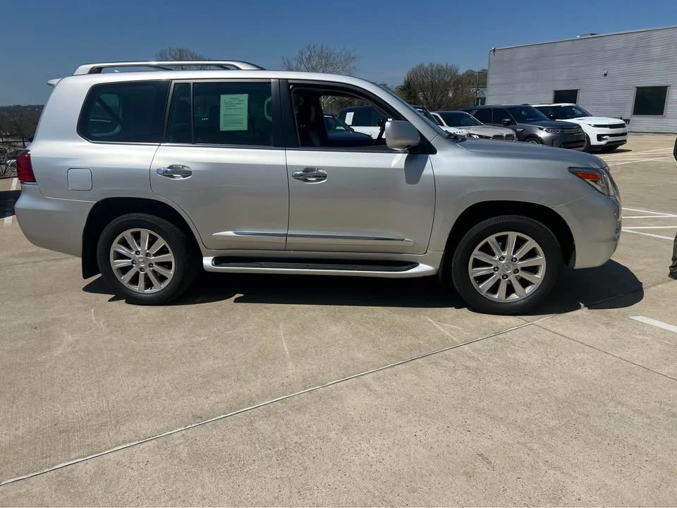 2008 Lexus LX 3rd Gen - Image 7 of 10
