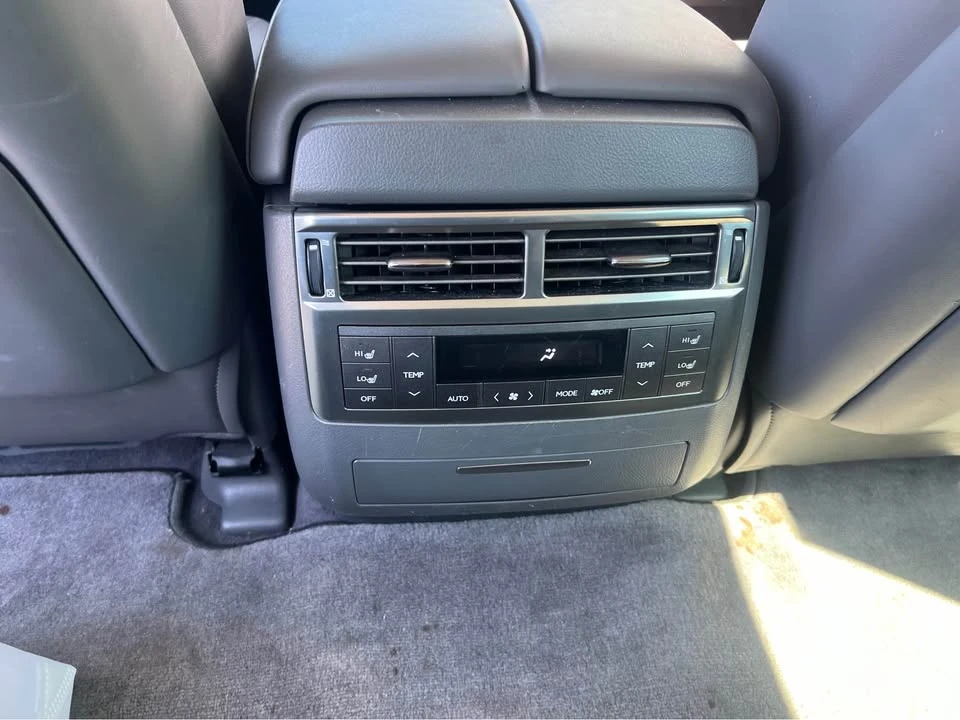 2008 Lexus LX 3rd Gen - Image 10 of 10