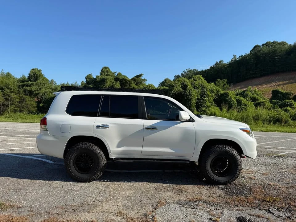 2008 Lexus LX 3rd Gen - Image 5 of 19