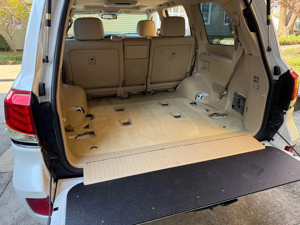 2008 Lexus LX 3rd Gen - Image 12 of 19