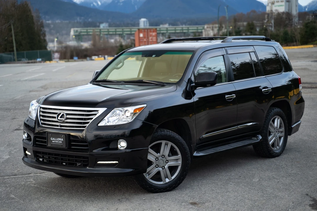 2008 Lexus LX 3rd Gen - Image 5 of 31