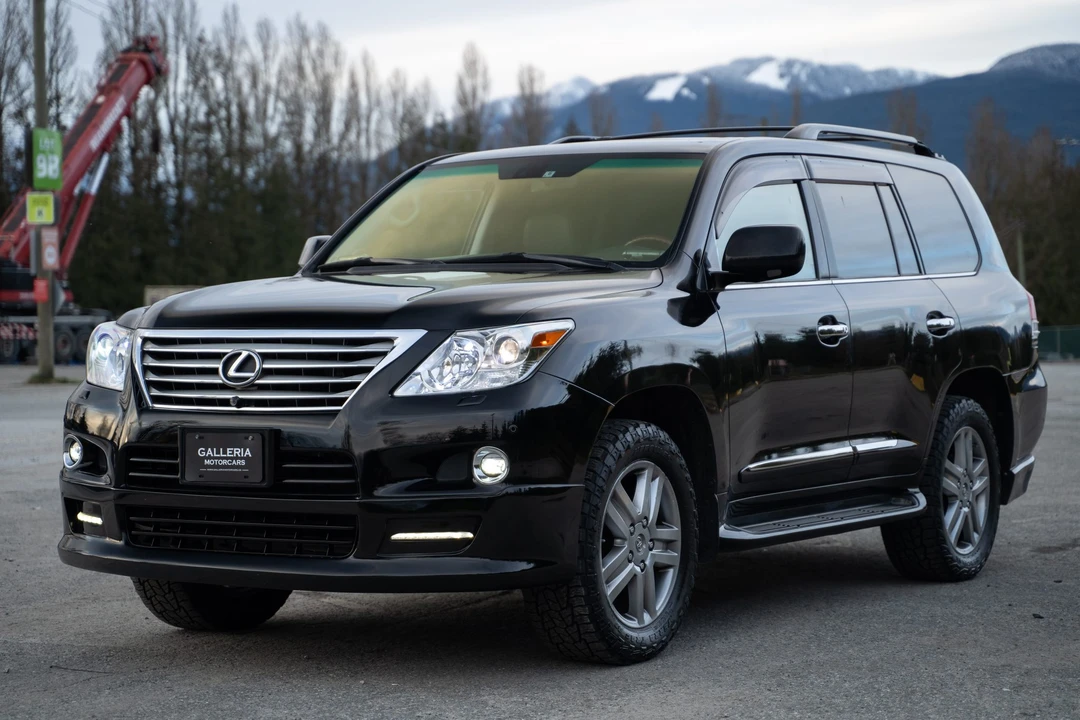 2008 Lexus LX 3rd Gen - Image 7 of 31