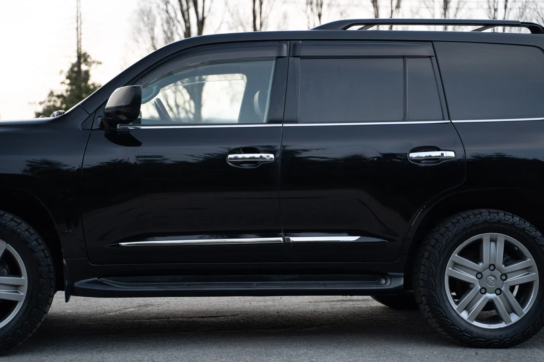 2008 Lexus LX 3rd Gen - Image 31 of 31