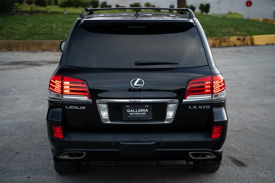2008 Lexus LX 3rd Gen - Image 23 of 31