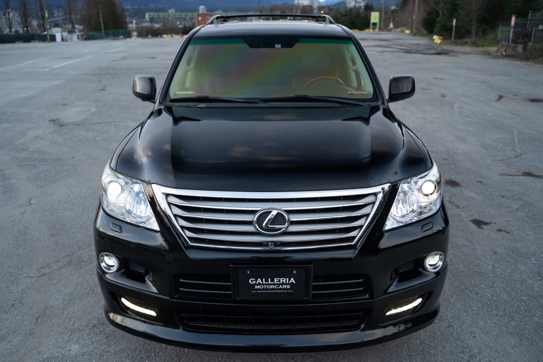 2008 Lexus LX 3rd Gen - Image 12 of 31