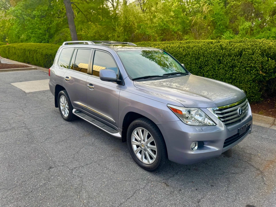 2008 Lexus LX 3rd Gen - Image 30 of 31