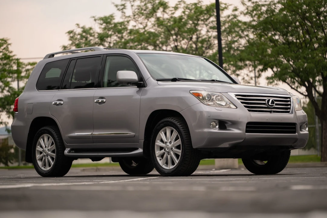 2008 Lexus LX 2nd Gen - Image 4 of 31