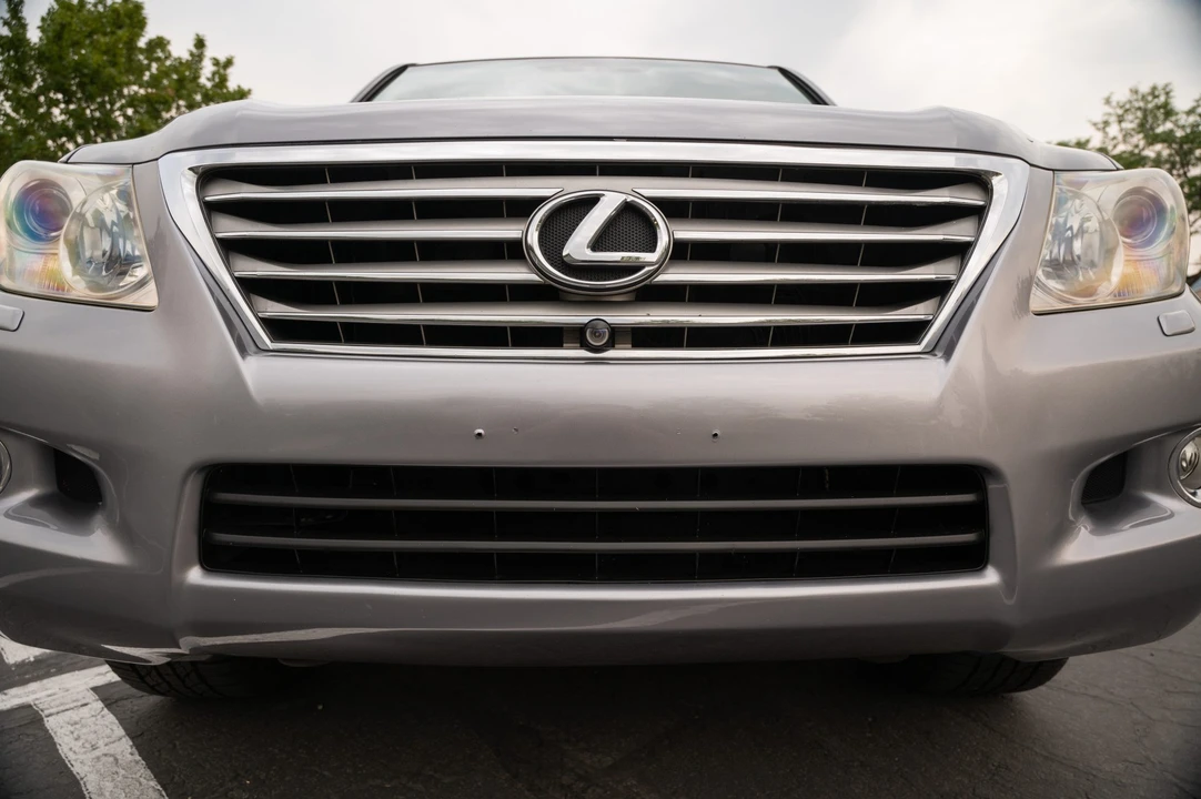 2008 Lexus LX 2nd Gen - Image 11 of 31