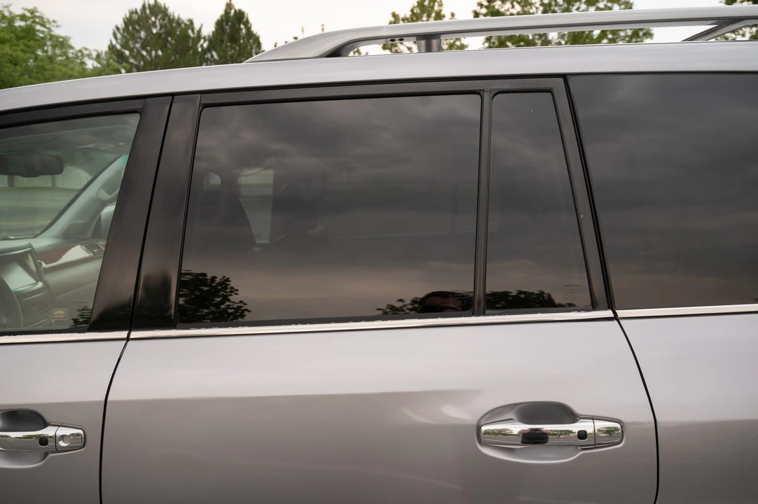 2008 Lexus LX 2nd Gen - Image 18 of 31