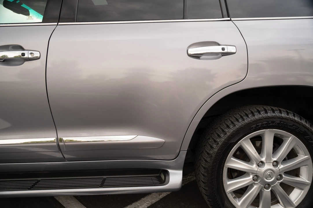 2008 Lexus LX 2nd Gen - Image 20 of 31