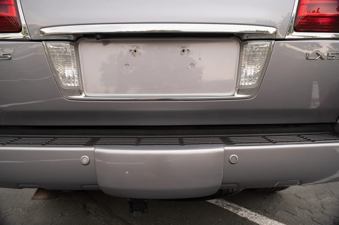 2008 Lexus LX 2nd Gen - Image 15 of 31