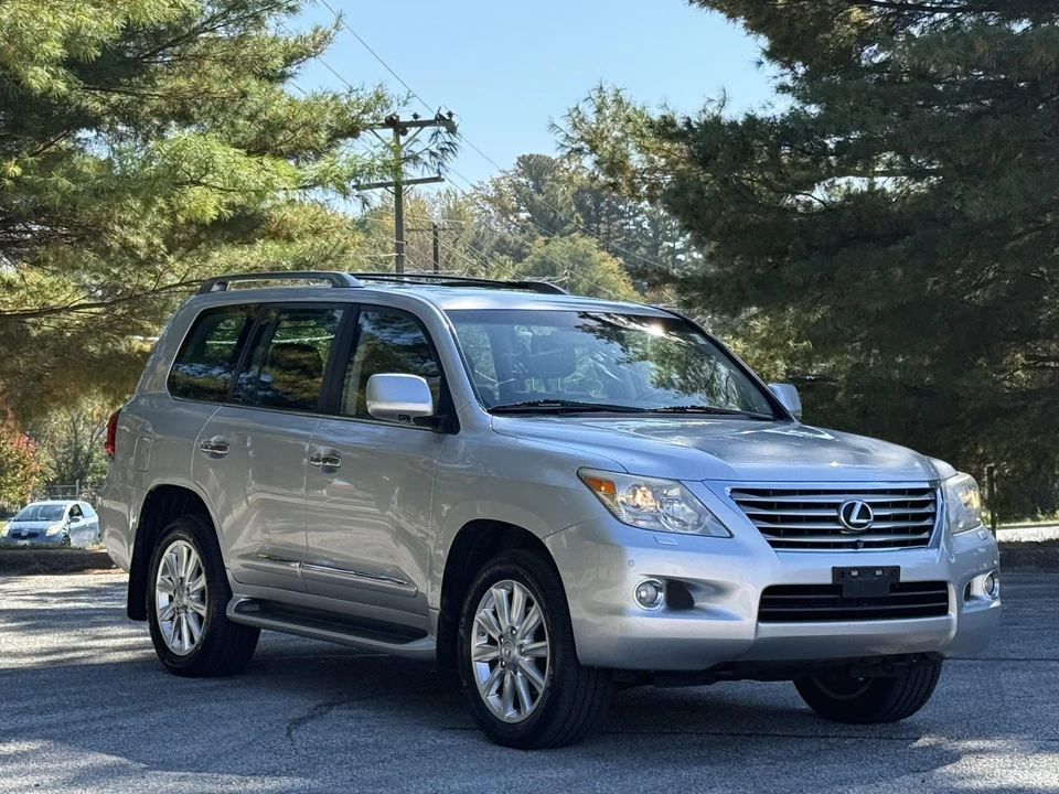 2008 Lexus LX 3rd Gen - Image 8 of 31