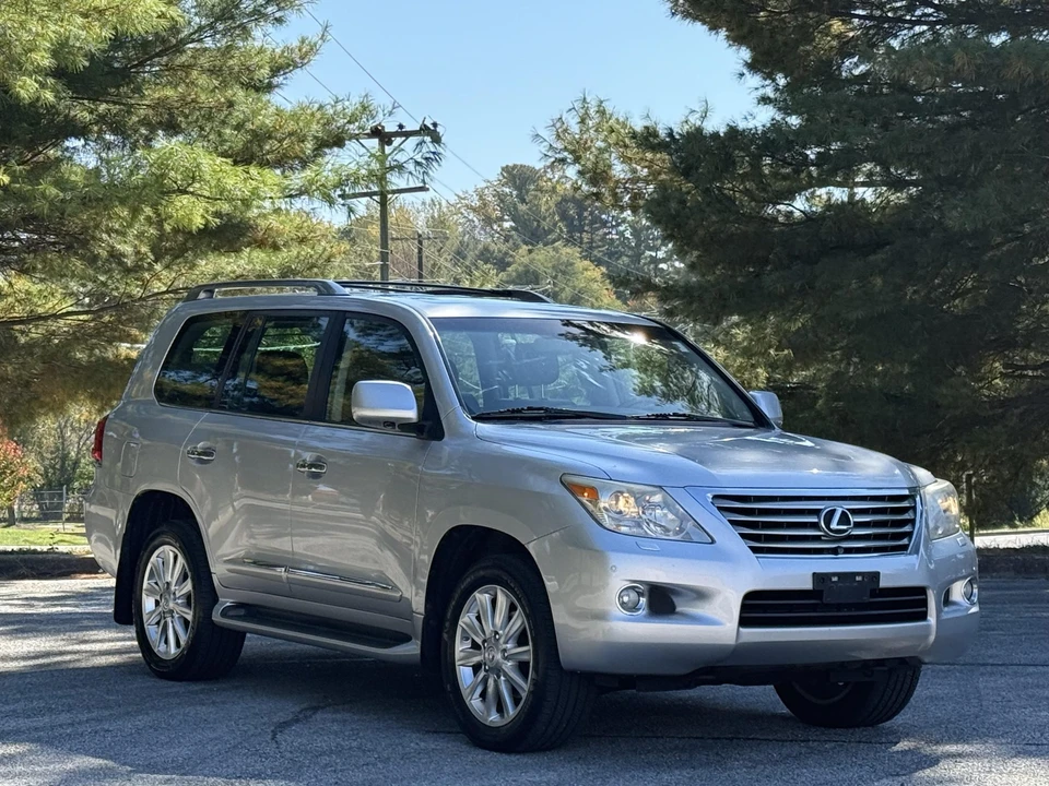 2008 Lexus LX 3rd Gen - Image 9 of 31