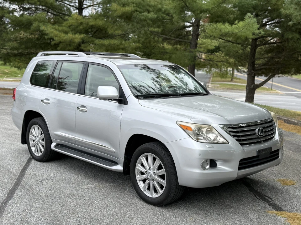 2008 Lexus LX 3rd Gen - Image 31 of 31